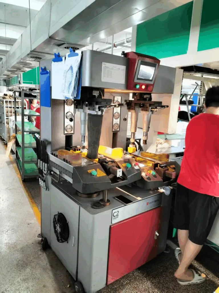 8c11650cd81859fa8e0bb9f2615eebc1